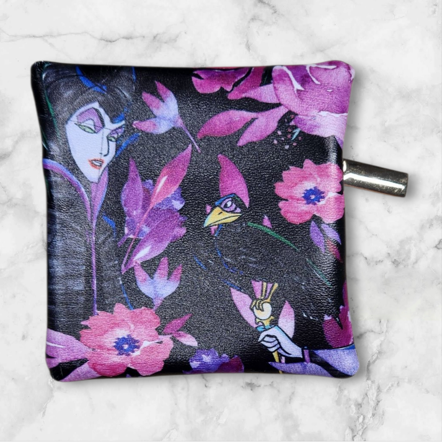 Villain petite pouch