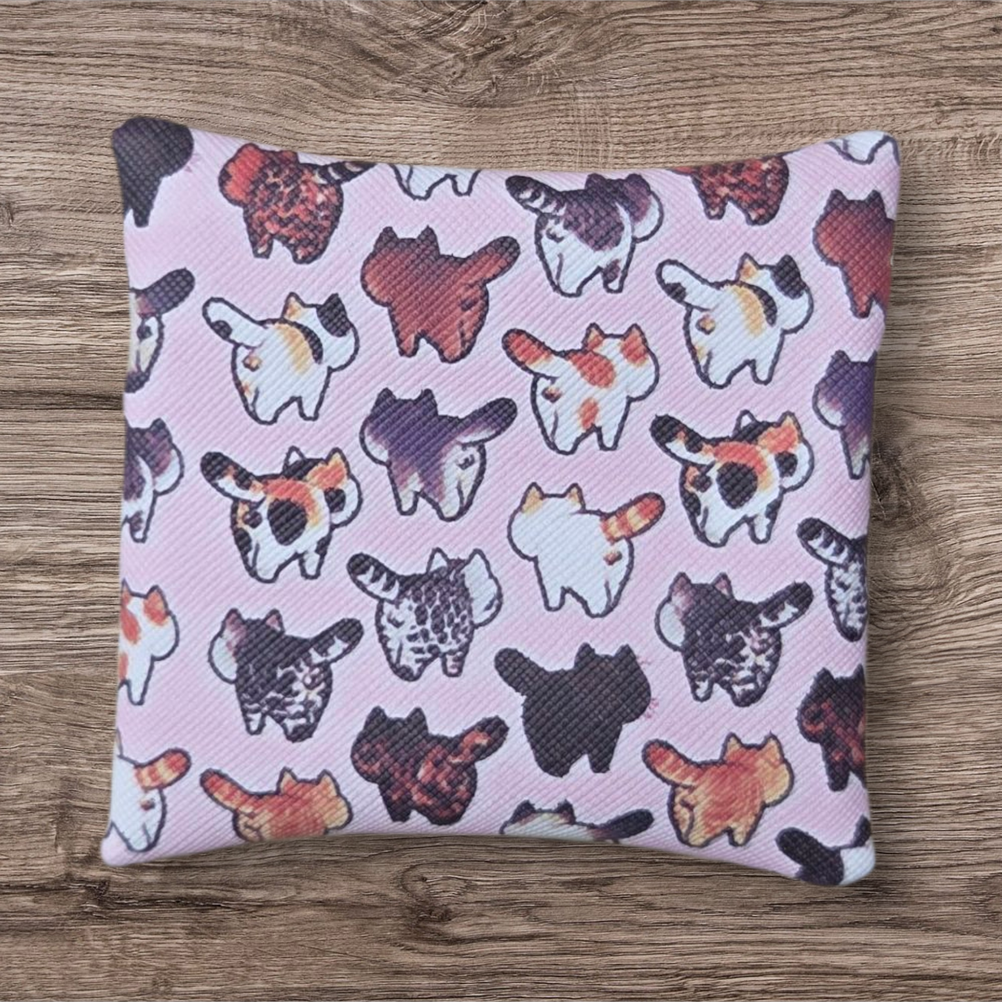 Cat bums petite pouch