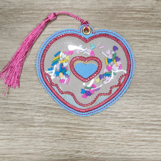 Heart donut shaker bookmark
