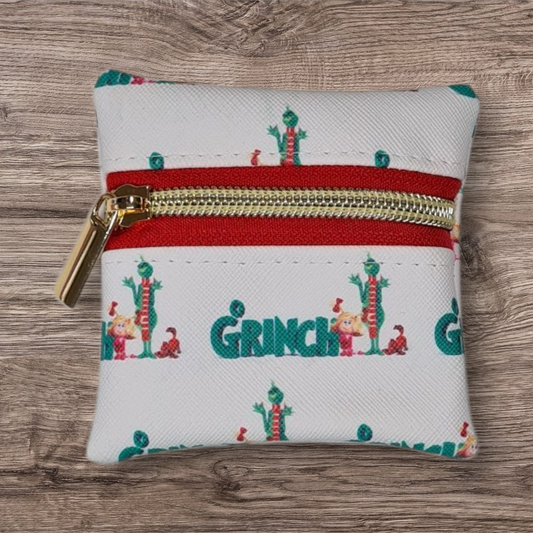 Mean one Logo petite pouch