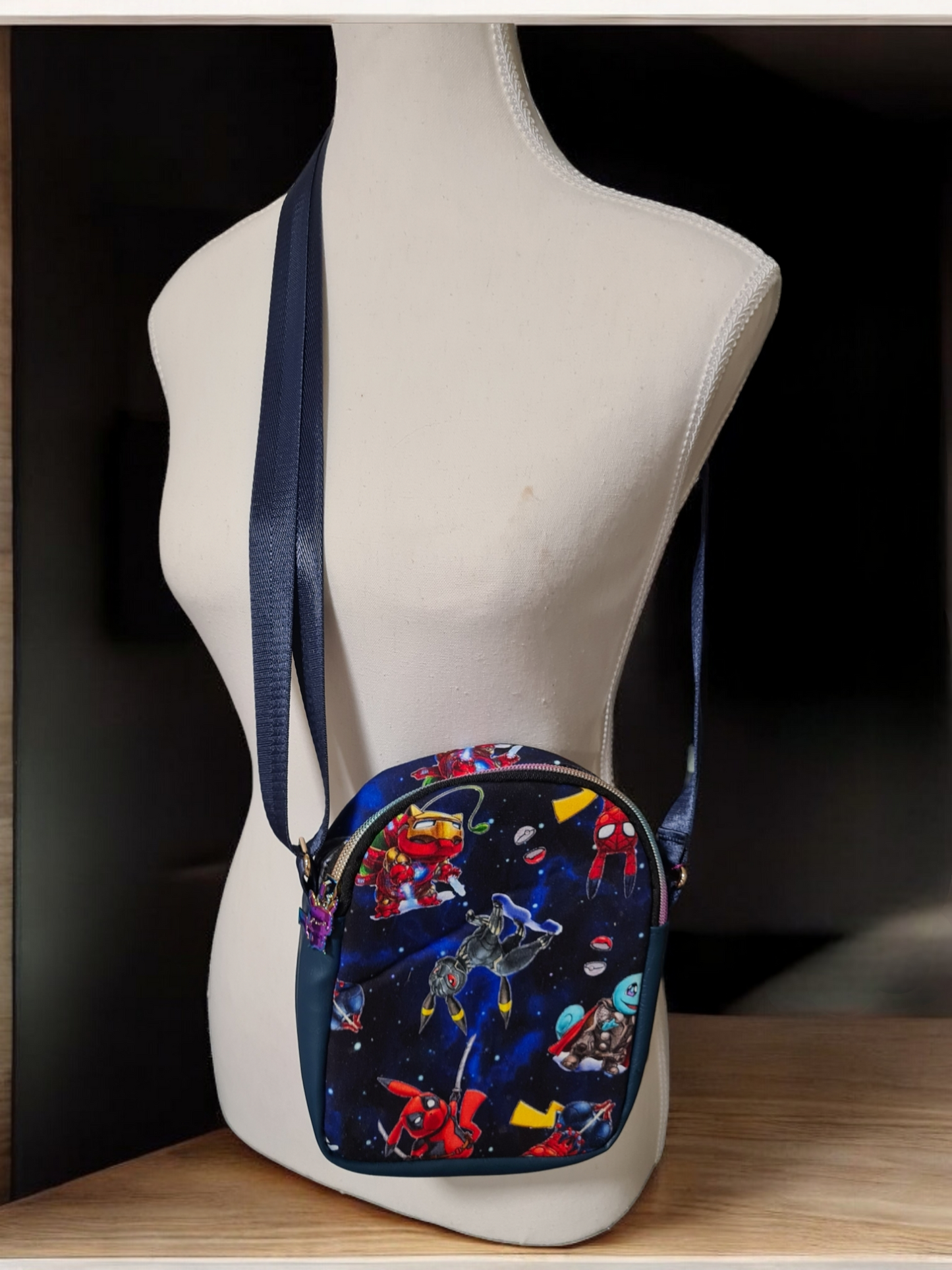 Superhero pets Mav Crossbody