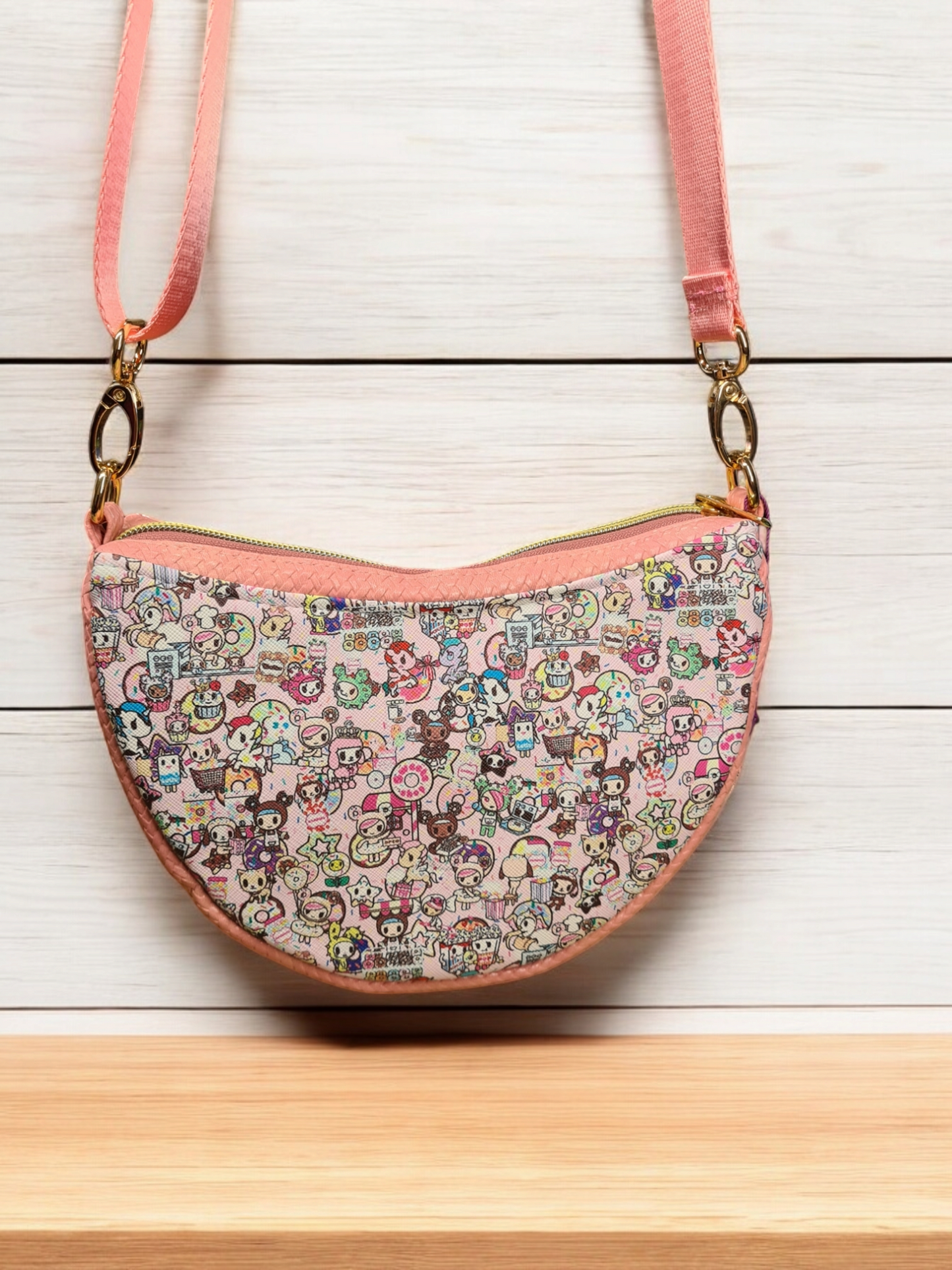 Cute friends luna petite