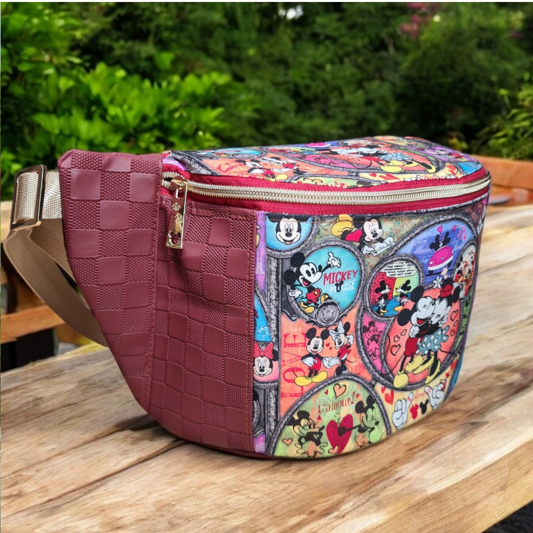 Happy couple large Be Hip