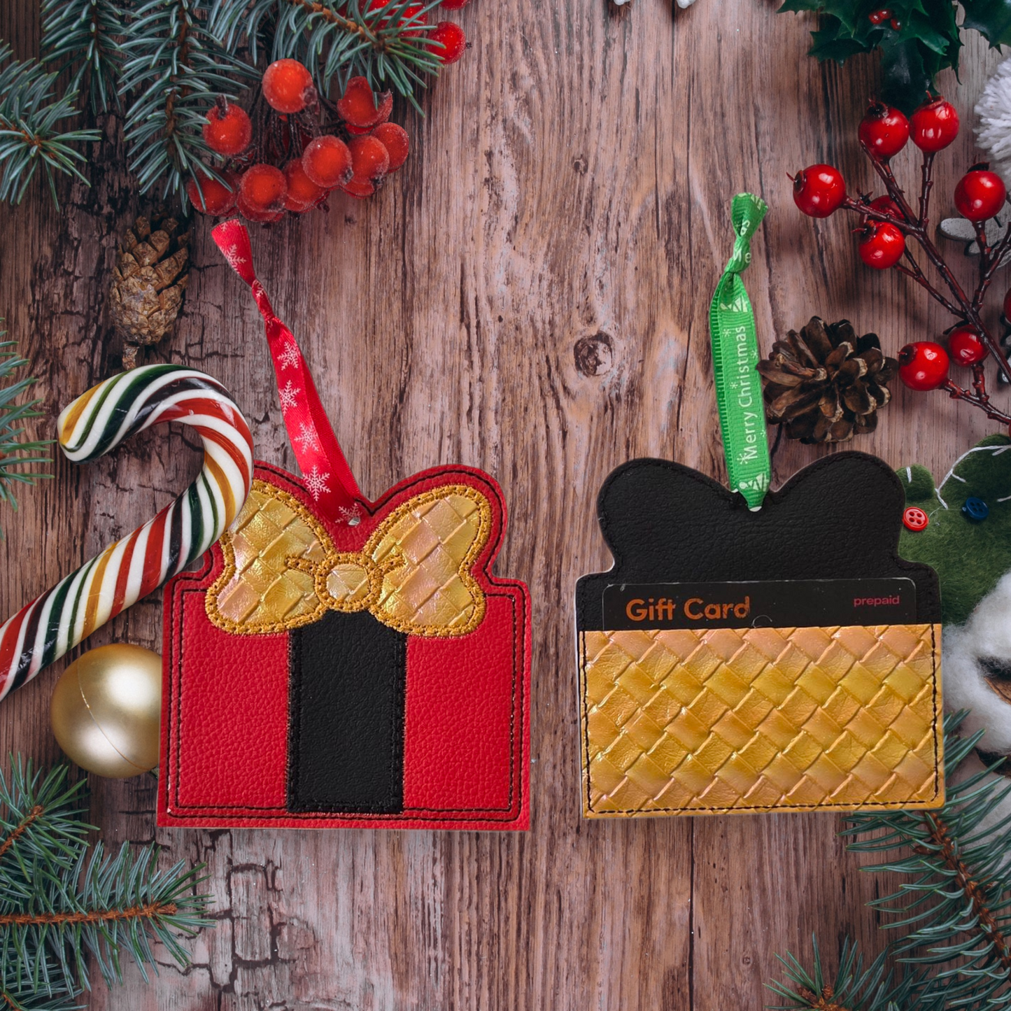 Present giftcard holder (giftcard not included)