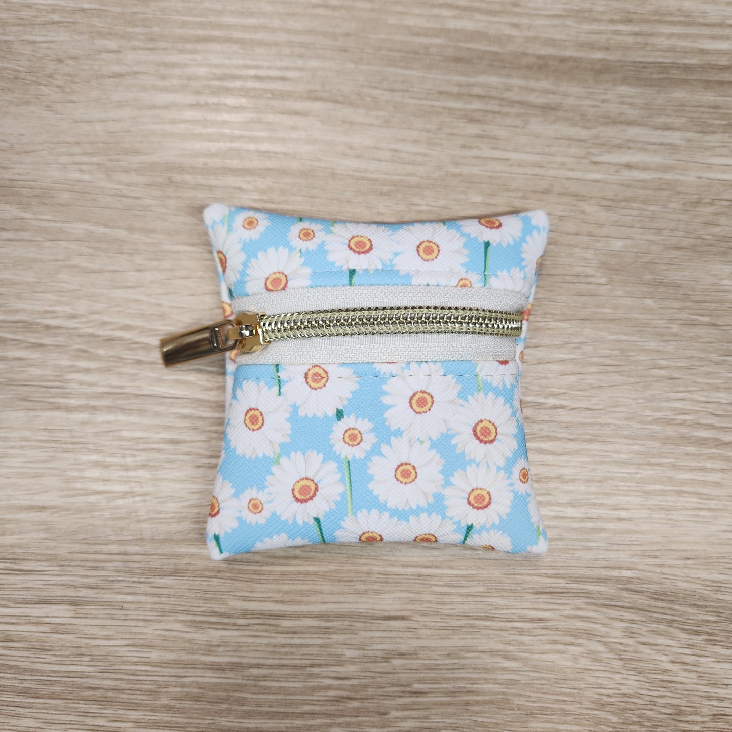 Daisy Petite pouch