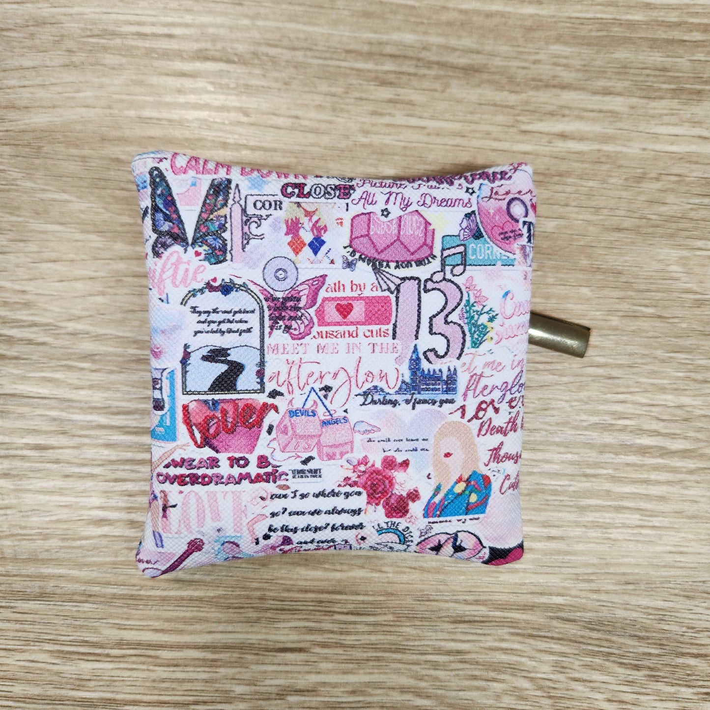 Tay Tay pink Petite pouch