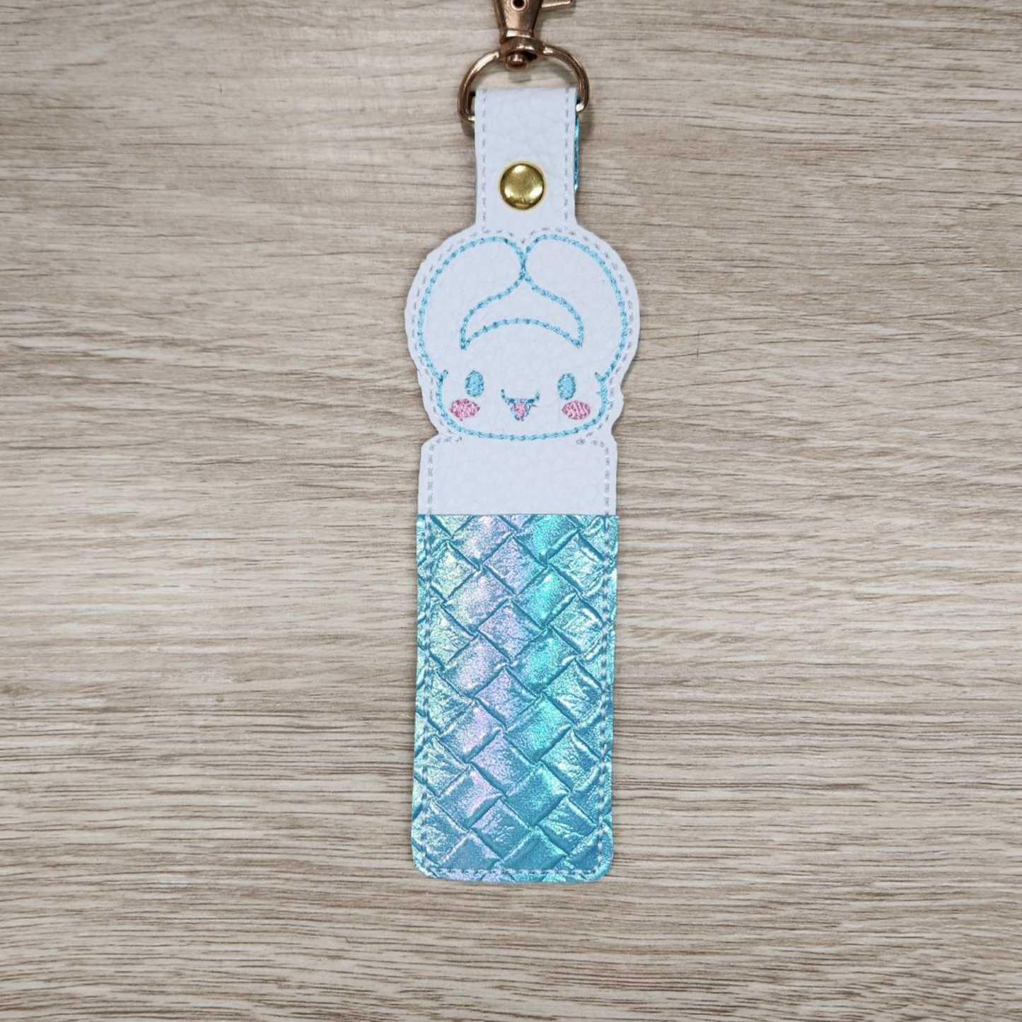 Cinna lip balm holder keyring