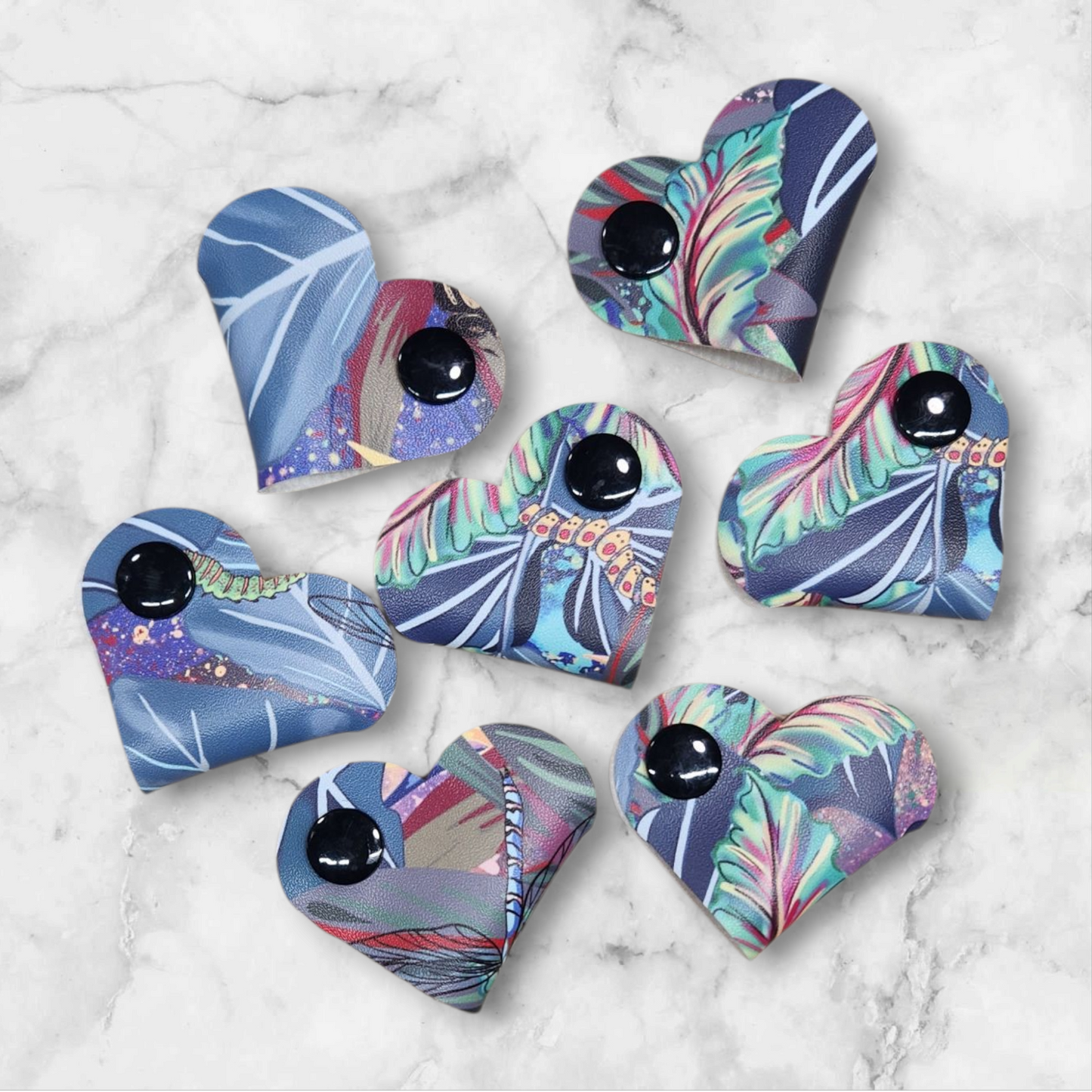 Heart shape faux leather cable keepers