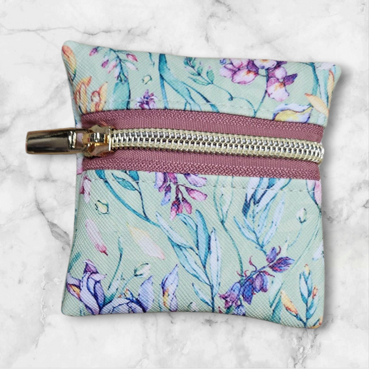 Floral on mint catchers petite pouch