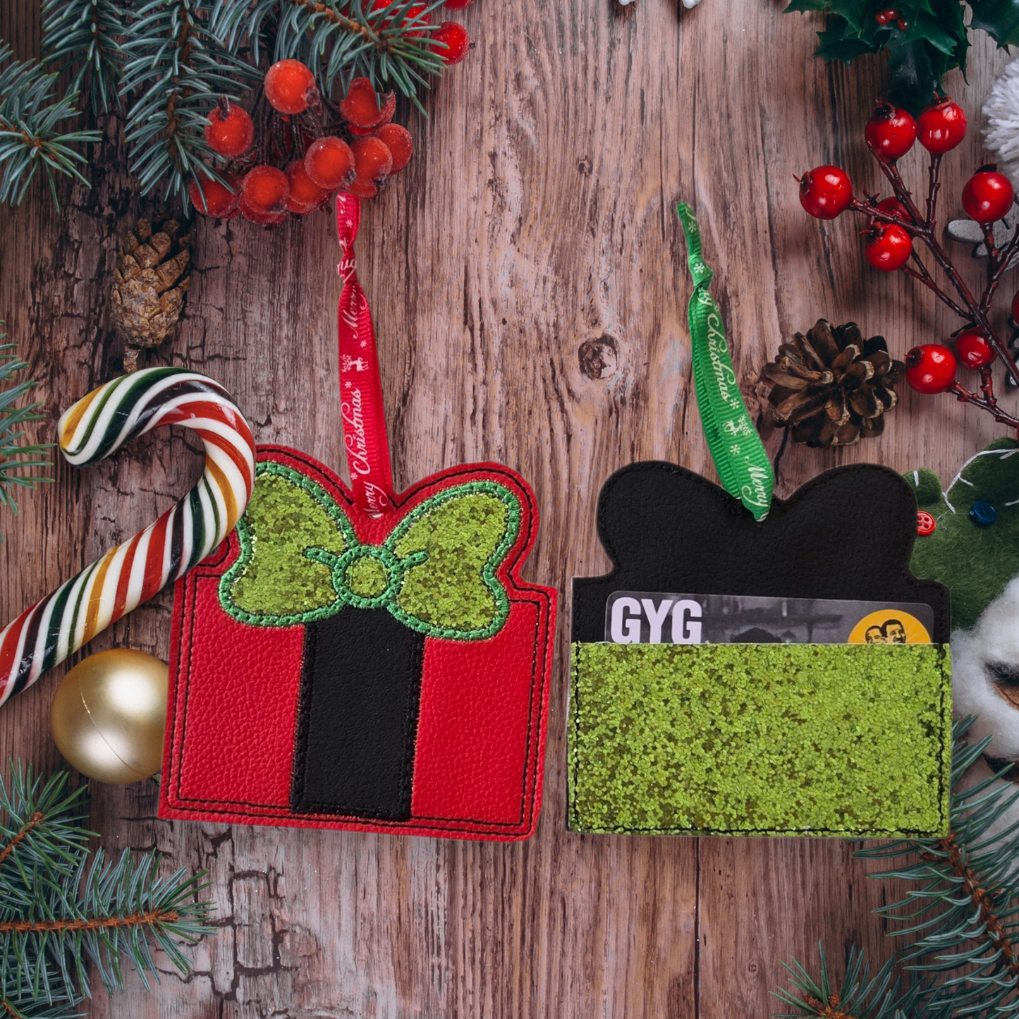 Present giftcard holder (giftcard not included)